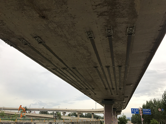 预应力碳纤维布加固技术助力大庆市团结桥加固工程